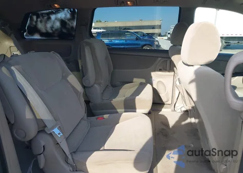 2004 Toyota Sienna Le из США, поврежденный, VIN 5TDZA23C04S087701